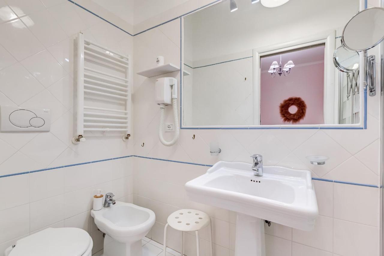Trevi Fountain Modern Apartment Рим Экстерьер фото