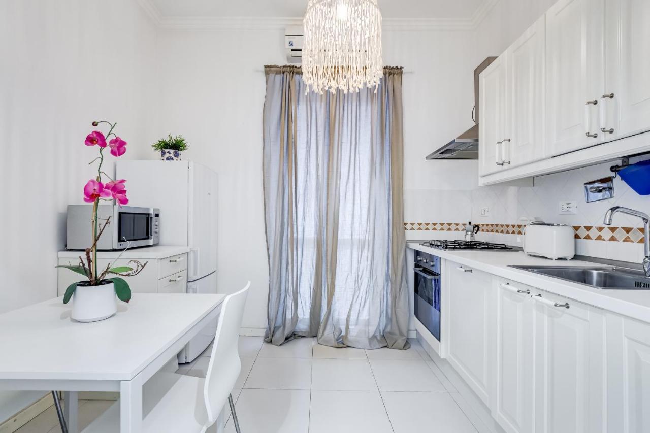Trevi Fountain Modern Apartment Рим Экстерьер фото